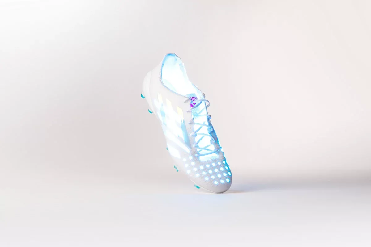 99 grams adidas boots / The lightest boots in the world