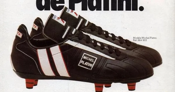 post card post-las-botas-de-futbol-que-no-conocias-patrick.webp