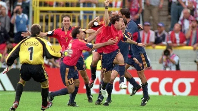 post card alfonso gol eurocopa.webp