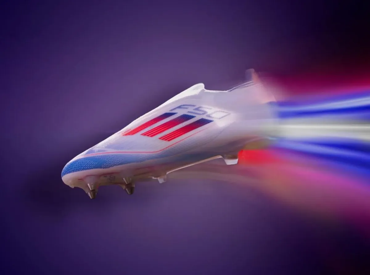 Laceless adidas F50