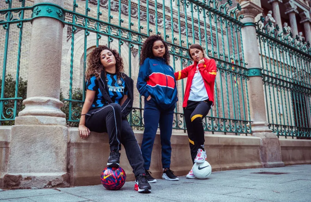 Lifestyle: Nike Look of Football