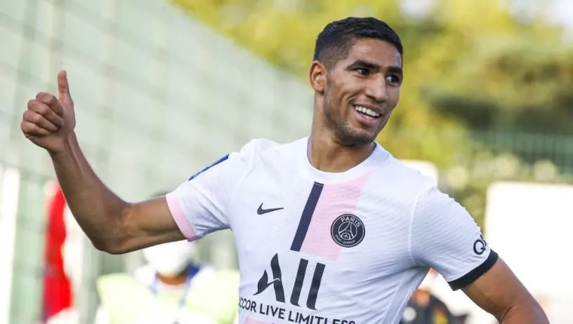 post card post-camiseta-away-PSG-achraf.webp