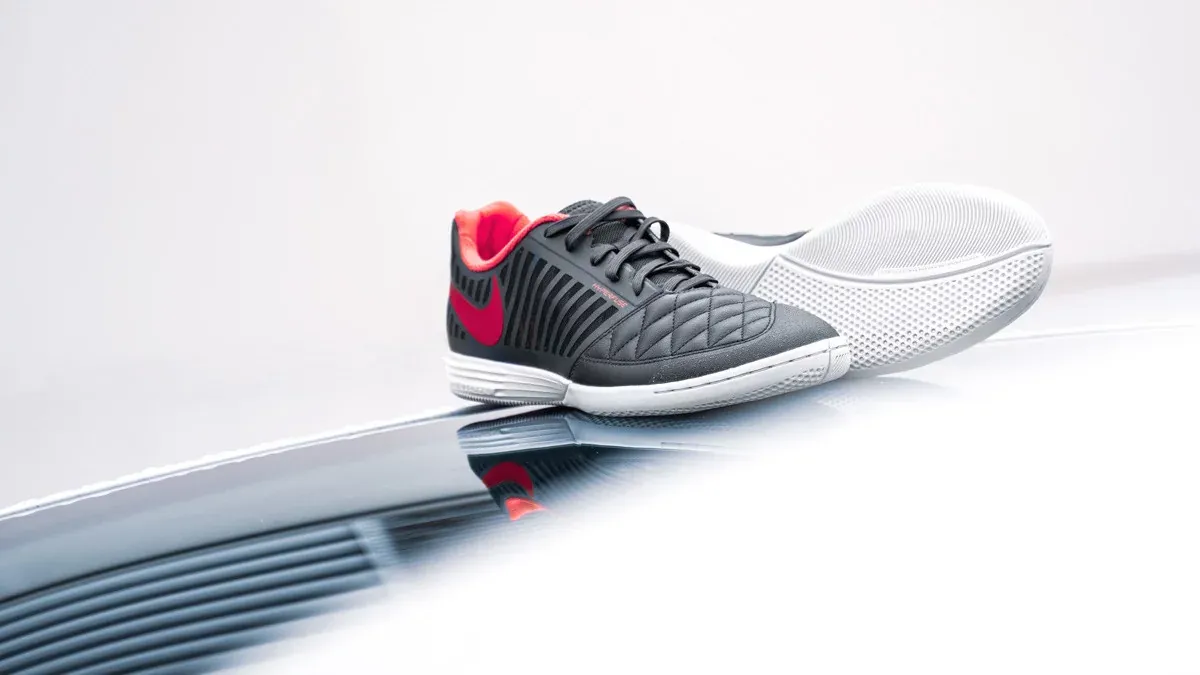 post card Post-Nike-Lunar-Gato-2-4.webp