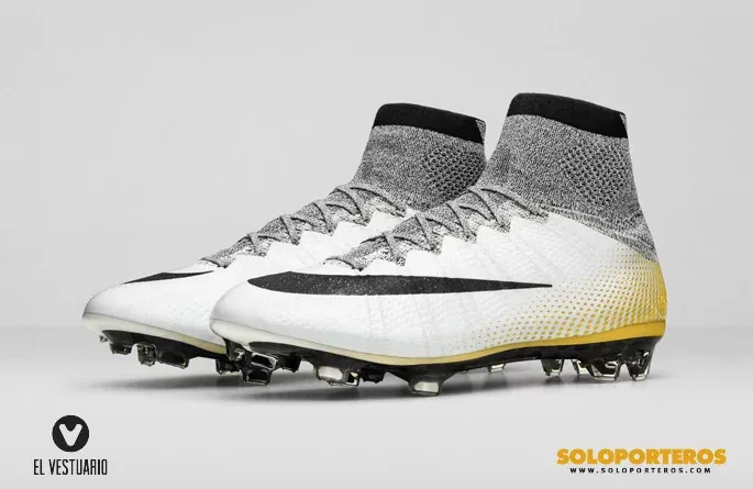 post card Nike_SP16_Superfly_CR7_gold_PAIR_view_06_V2_original copia.webp