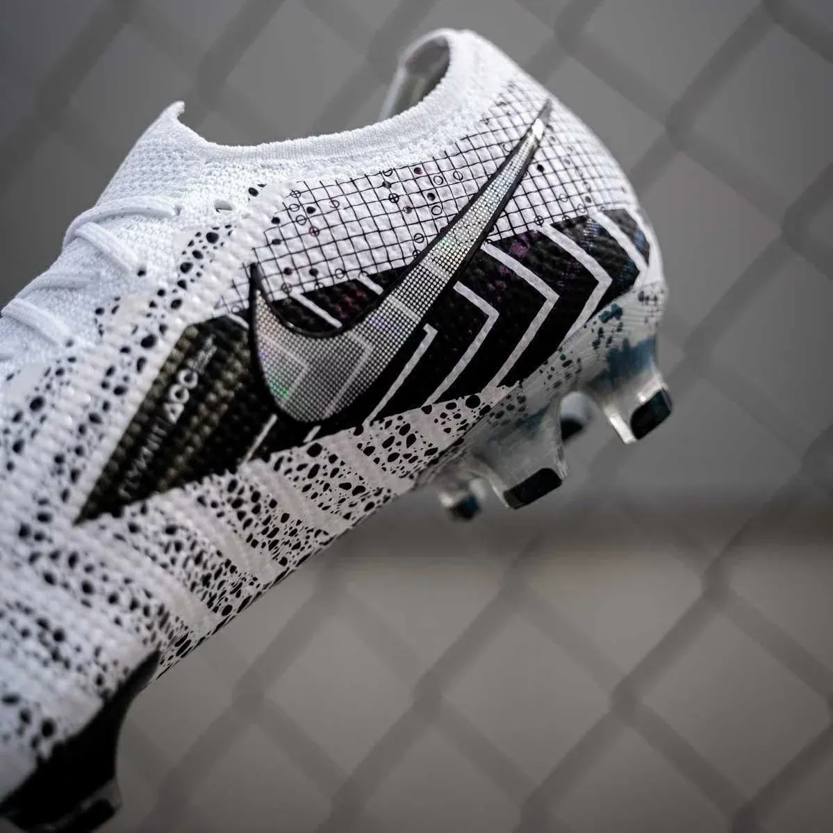 post card blogs-futbolemotion-portugal-nike-mercurial-mds-003-3.webp