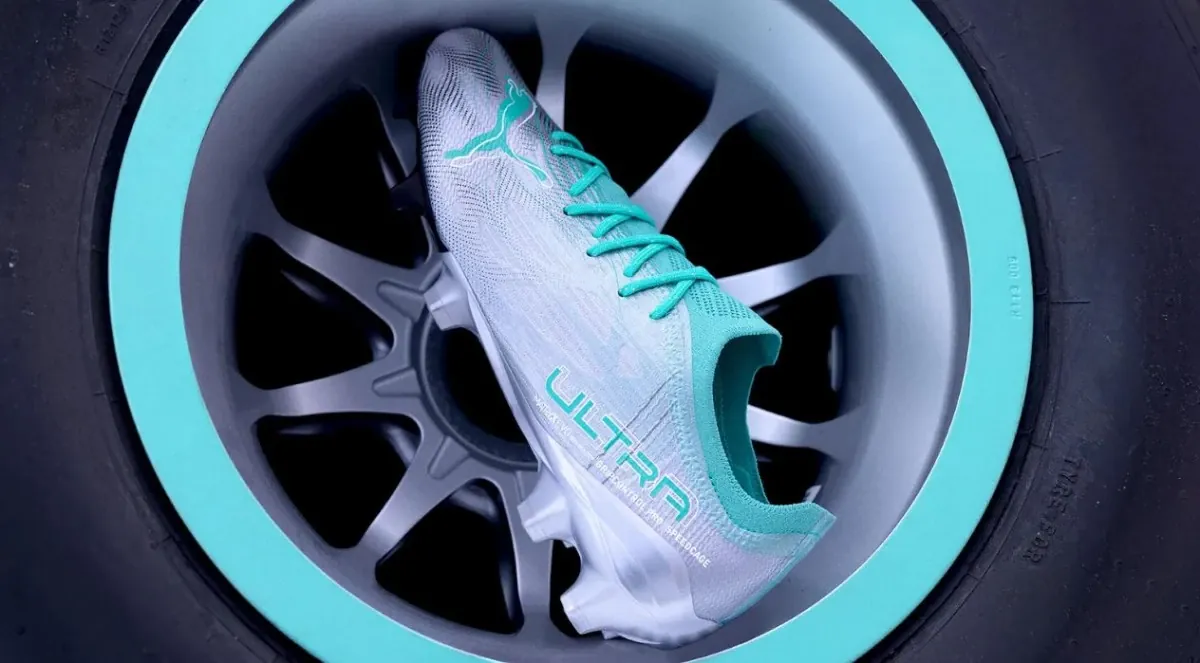 post card post-puma-ultra-mercedes-total.webp