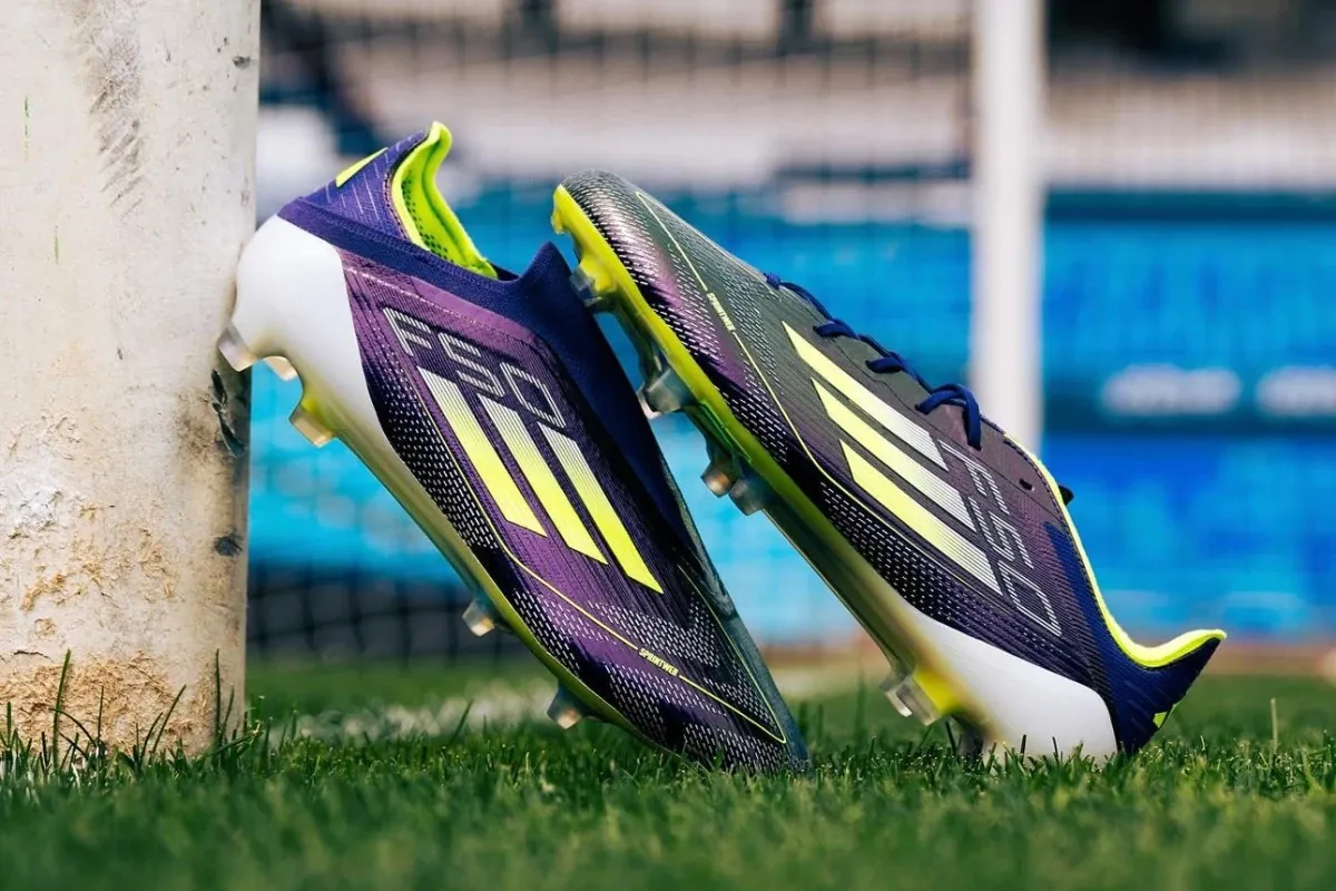 post card post-adidas-f5o-totaljpg2.webp