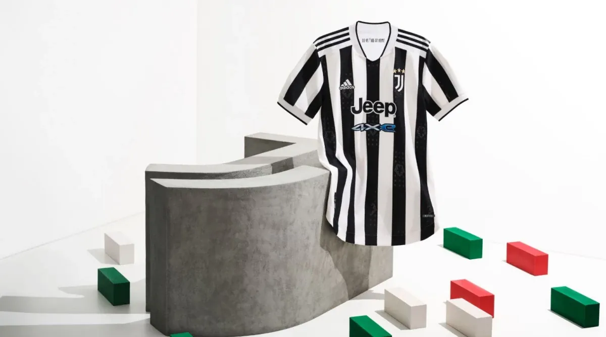 post card Loja online Fútbol Emotion Portugal - Blogs de futebol - Esta é a nova camisola principal da Juventus para a temporada 21-22 (2).webp