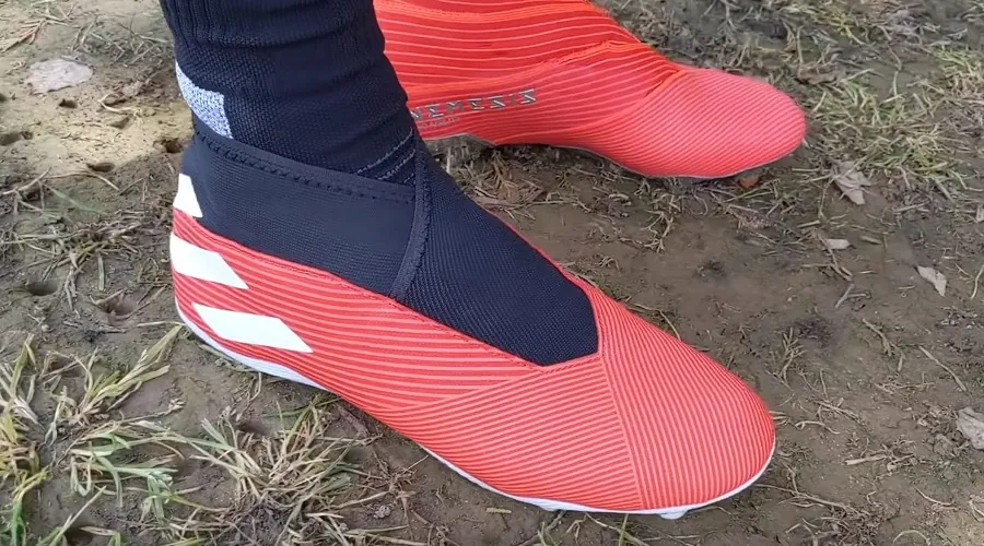 Laceless adidas Nemeziz 19.3 for under $100?