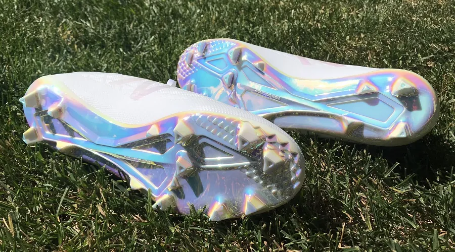 New Balance Furon V5 “Infinite Lite”, Iridescent Soleplate