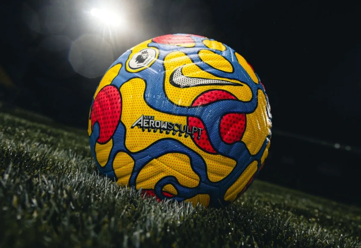 Nike Hi-Vis Premier League Winter Ball Released