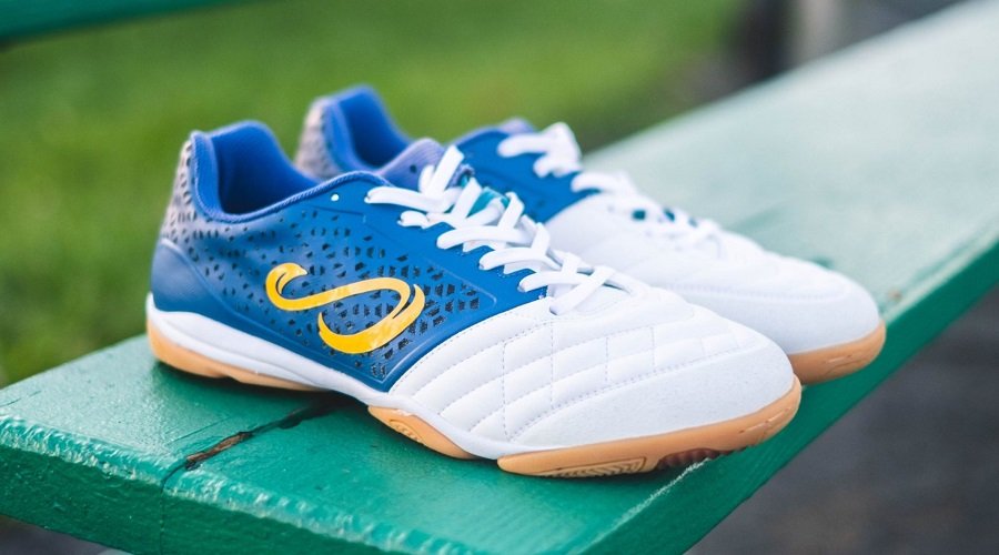 Senda USHUAIA PRO – The Game-Changing Futsal Shoe