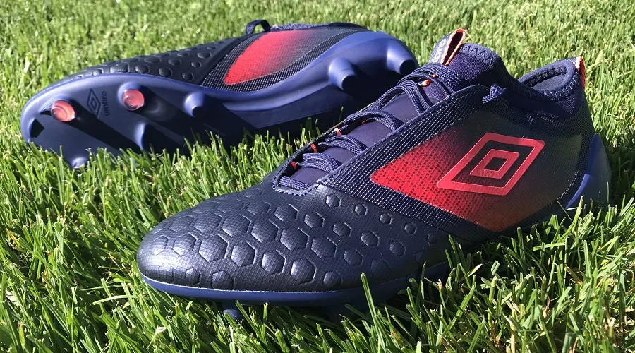 Umbro UX Accuro II Pro – Best Value For $40?!?