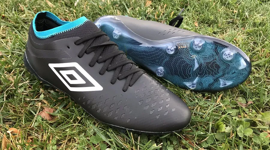 Up Close – Umbro Velocita IV Pro