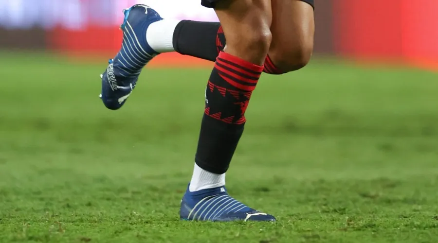 Zidane Iqbal in Laceless Puma FUTURE Z 1.3